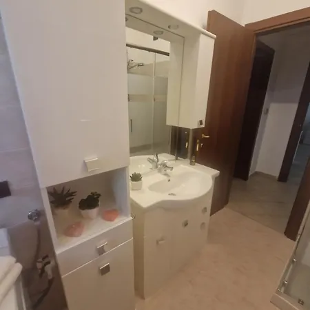 Flowers Apartment