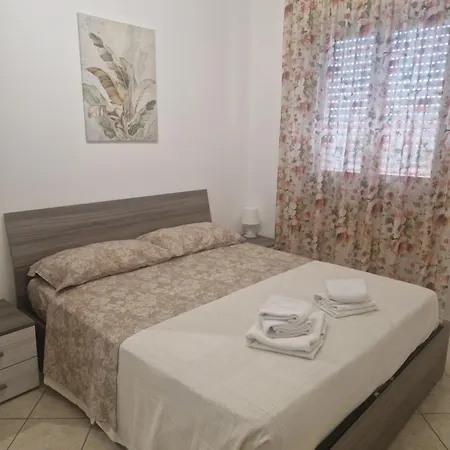 Flowers Apartment *